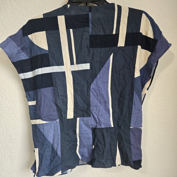 Zara Women's Navy and Cream Geometric Blouse - Picture 2 of 3